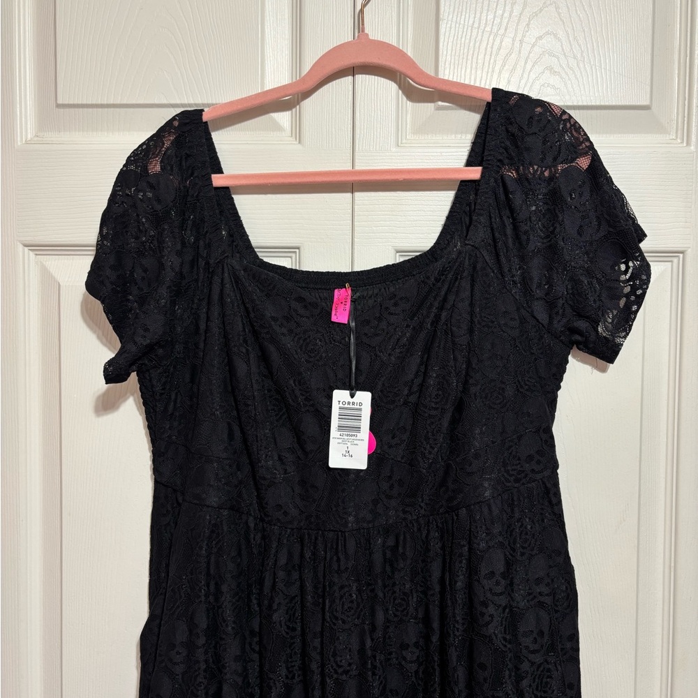 Torrid Betsey Johnson Skulls Lace Dress - Picture 3 of 9